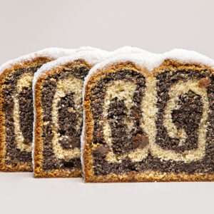 Mohnstollen (ganz), gezuckert (ca. 1300 g)